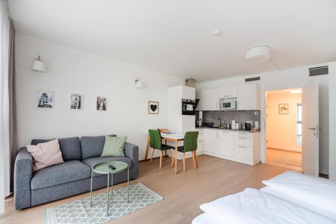 Quiet And Cozy Apartment Next To Mariahilfer Strasse And Naschmarkt With Ac, Minimum 30 Nights Wenen Buitenkant foto