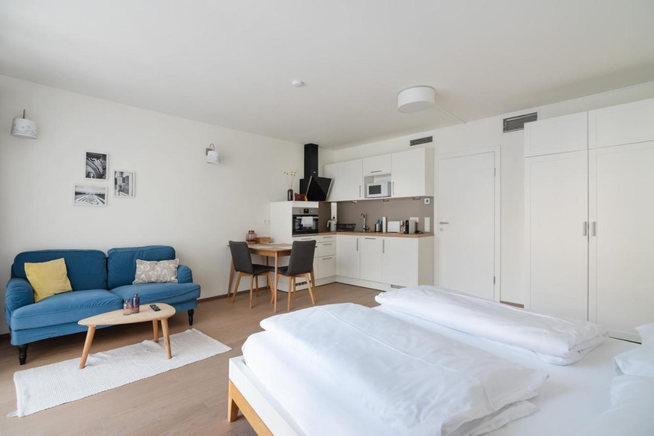 Quiet And Cozy Apartment Next To Mariahilfer Strasse And Naschmarkt With Ac, Minimum 30 Nights Wenen Buitenkant foto