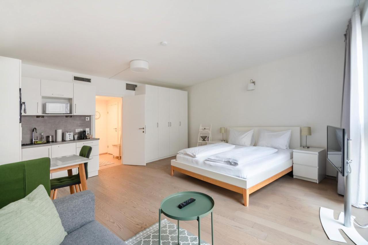Quiet And Cozy Apartment Next To Mariahilfer Strasse And Naschmarkt With Ac, Minimum 30 Nights Wenen Buitenkant foto