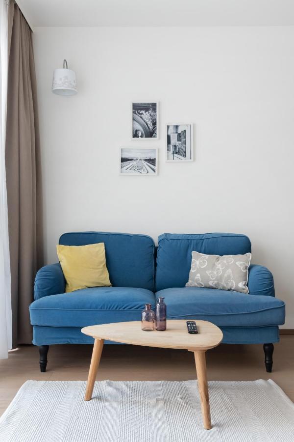 Quiet And Cozy Apartment Next To Mariahilfer Strasse And Naschmarkt With Ac, Minimum 30 Nights Wenen Buitenkant foto